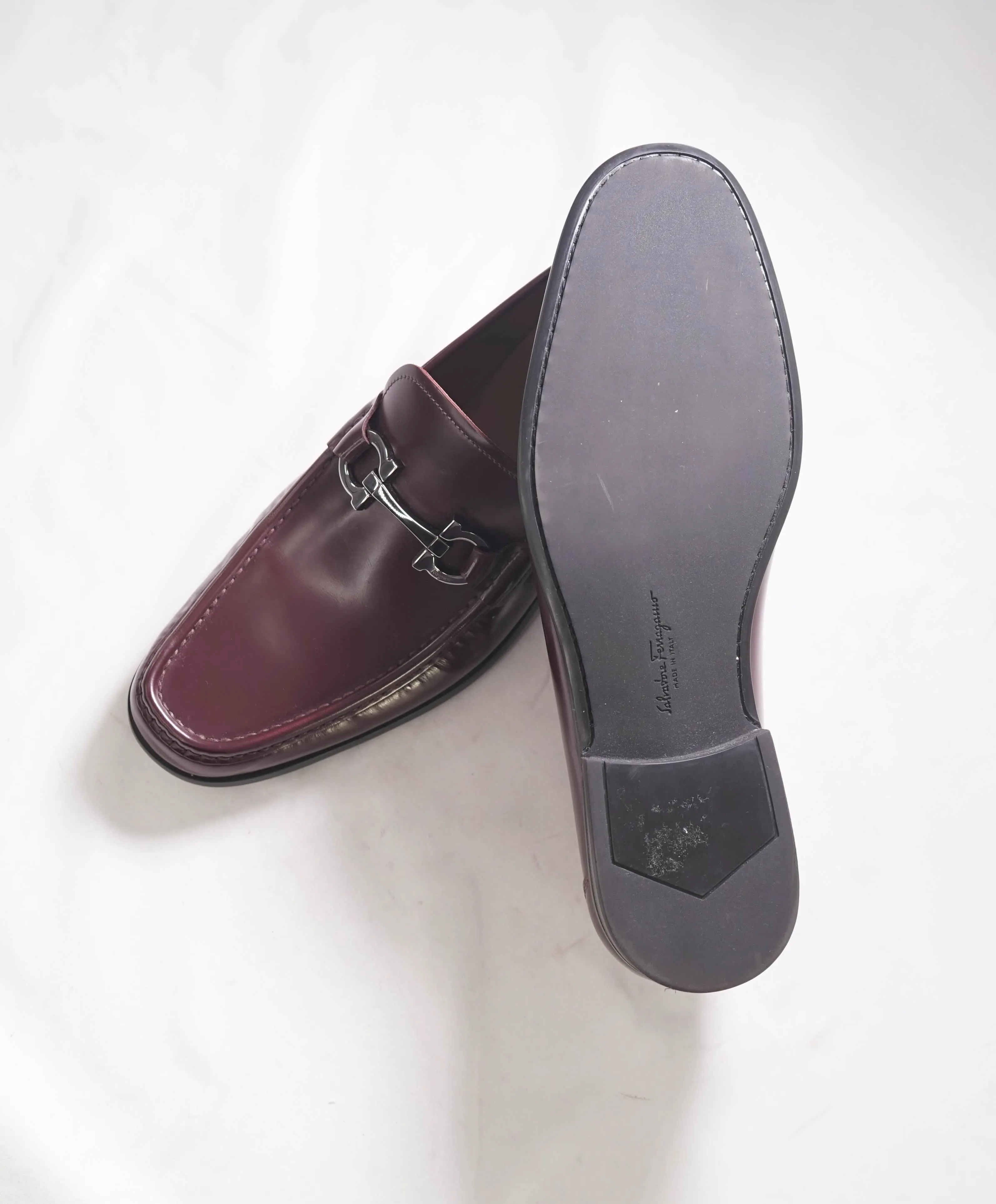 $850 SALVATORE FERRAGAMO - “GRANDIOSO" Gancini Bit Loafer Cherry Leather - 9.5 E