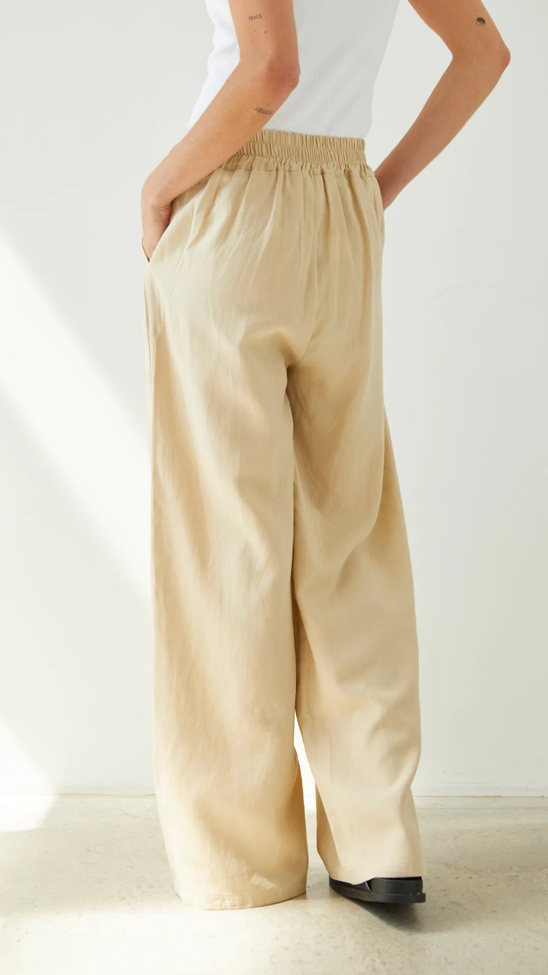 ALEXIS TROUSERS - SAND