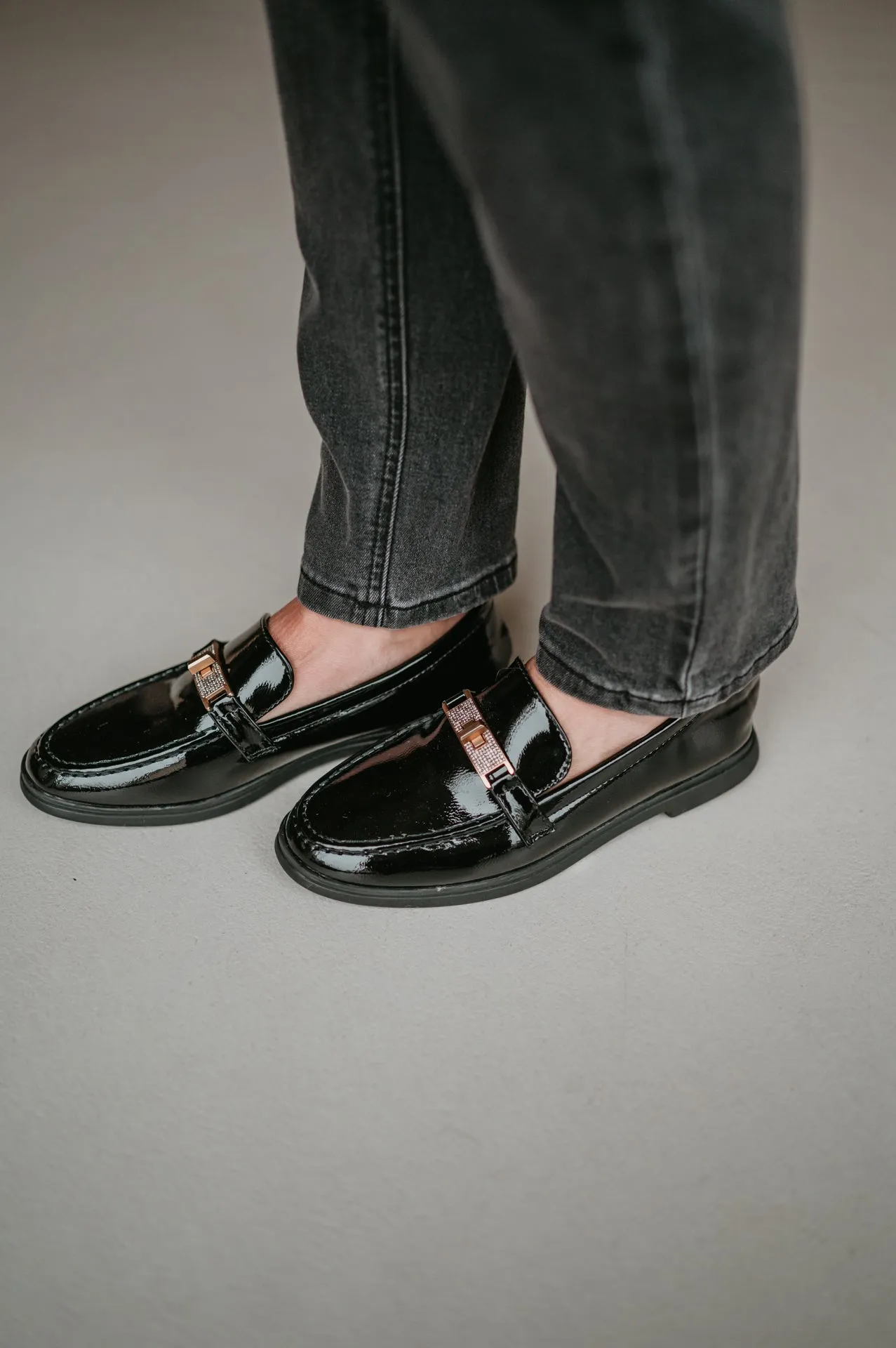 Angolo loafers I Black