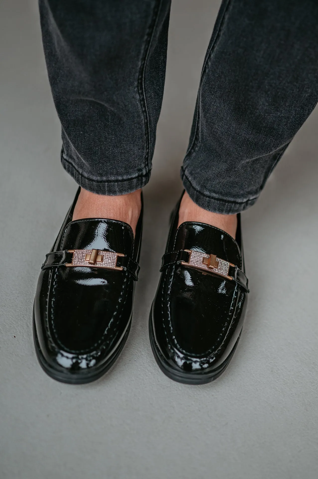 Angolo loafers I Black