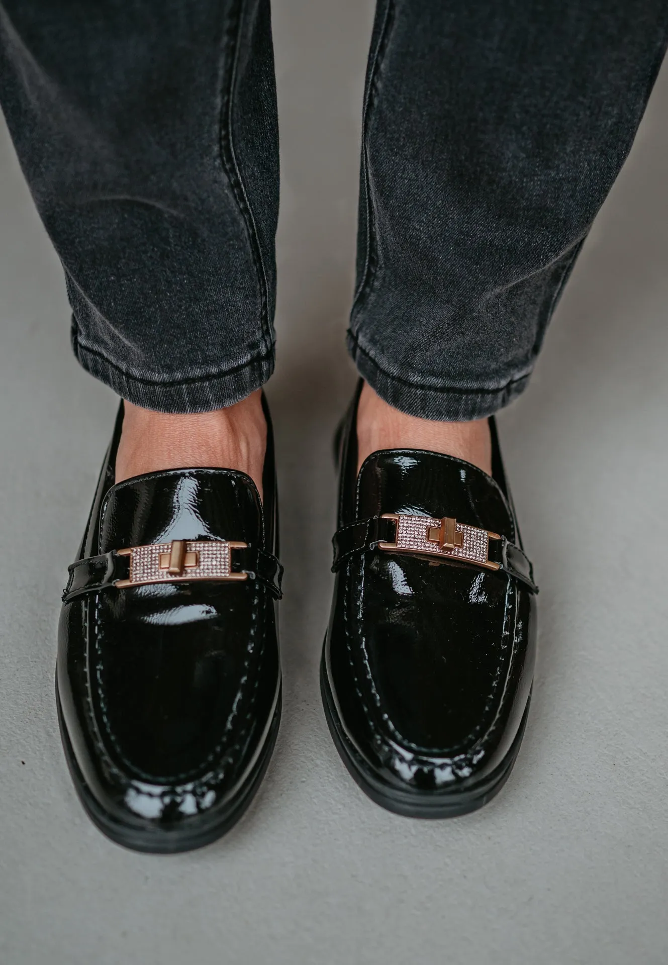 Angolo loafers I Black