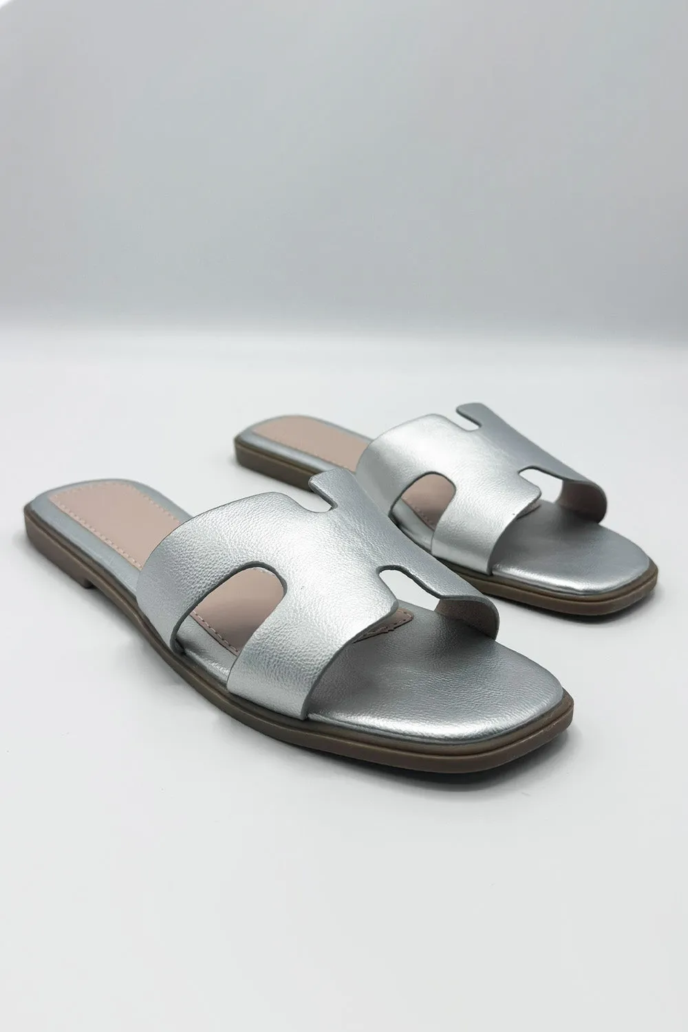 California Faux Leather Open Toe Flat Slider in Silver