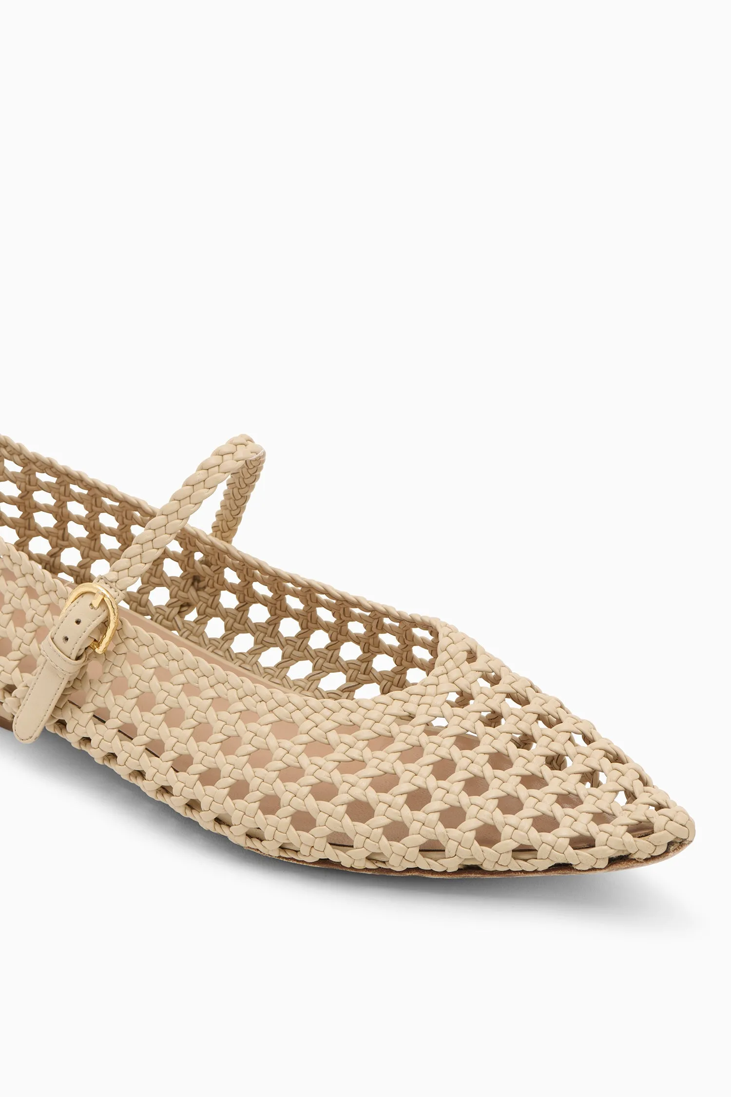 Gracie Pointy Toe Flat - Sand