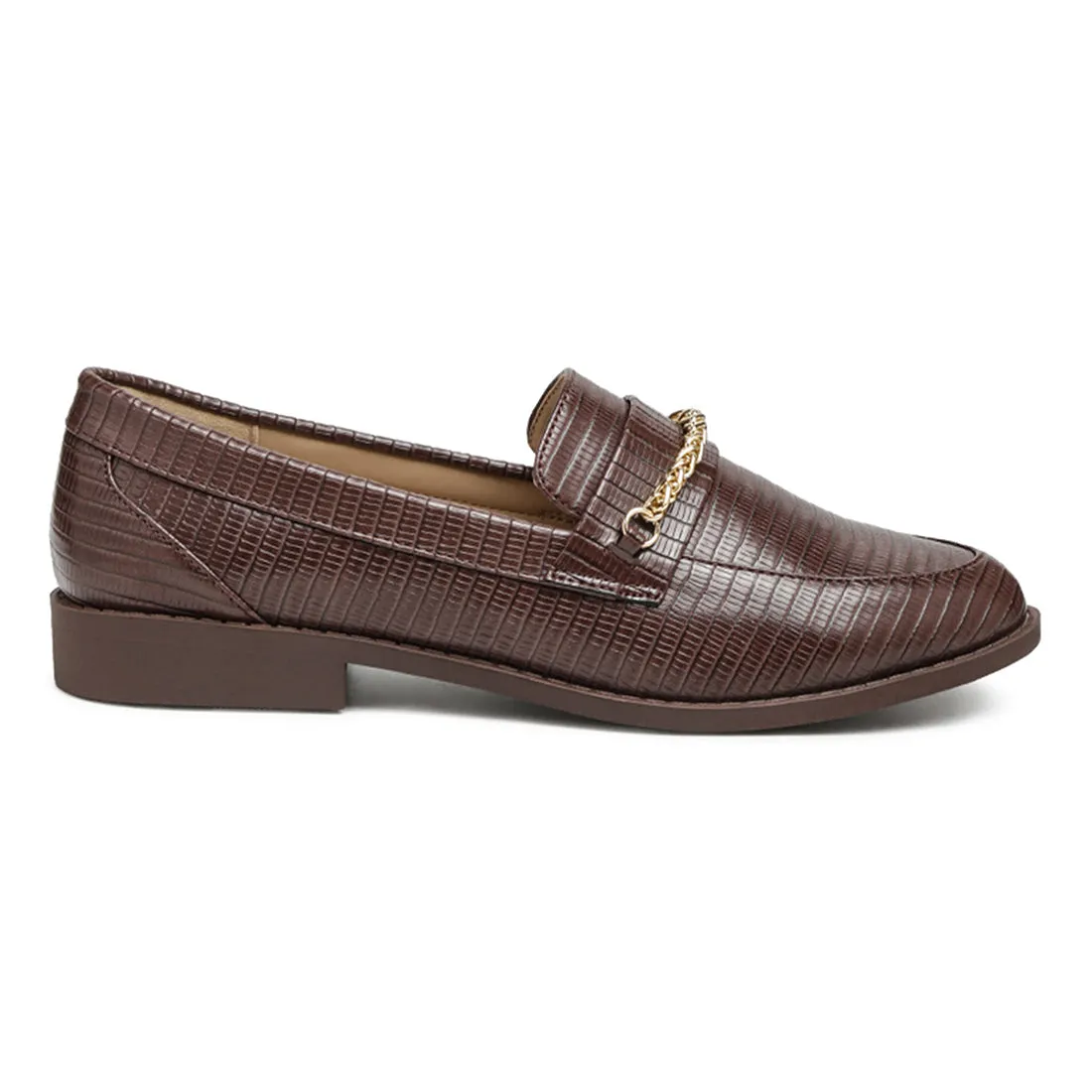 Low Block Loafers Adorned With Golden Chain