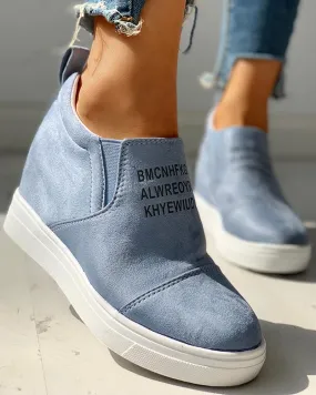 Suede Letter Pattern Casual Sneakers