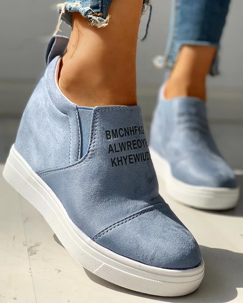 Suede Letter Pattern Casual Sneakers