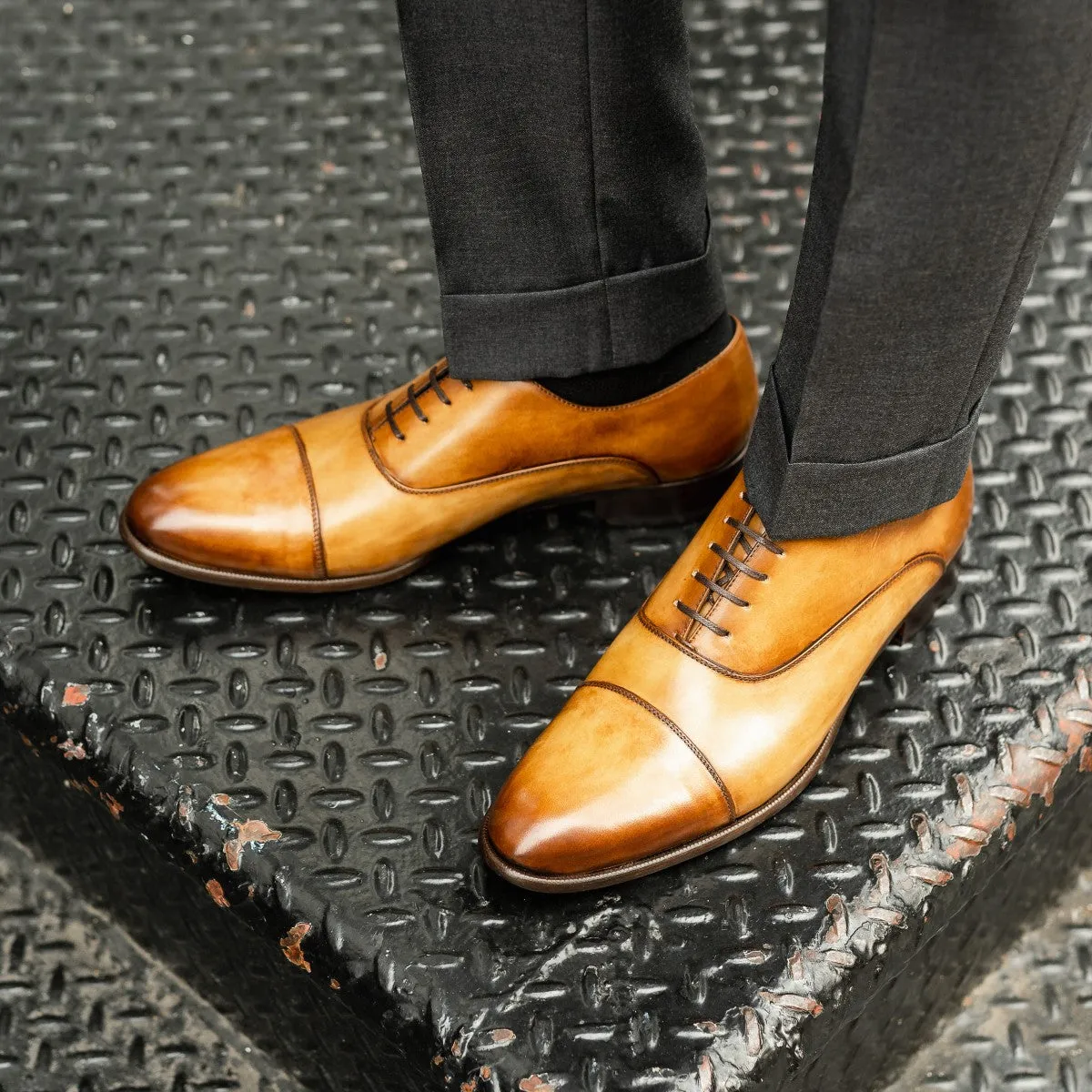 The Cagney II Stitched Cap-Toe Oxford - Tobacco