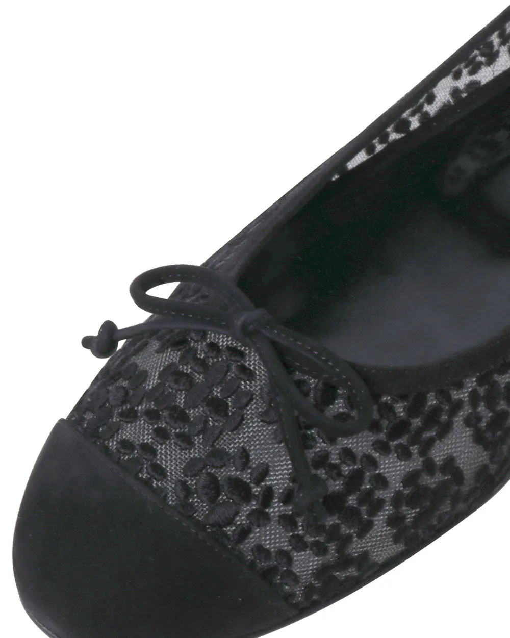 Verona Woven Flat in Black